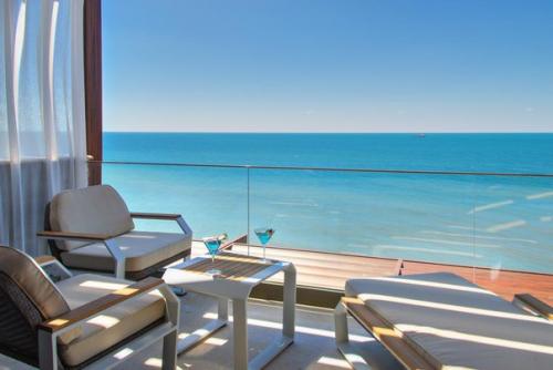 Новый отель Утесов открыт в Анапе. 06