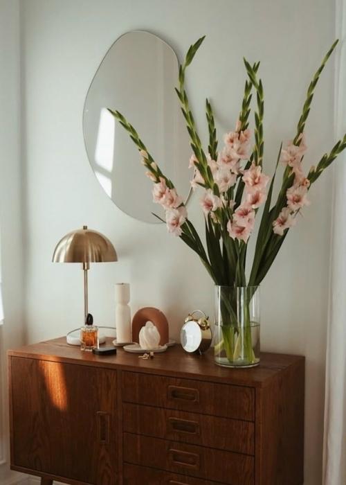 Декор - это язык эмоций, через который мы выражаем себя в интерьере. 01