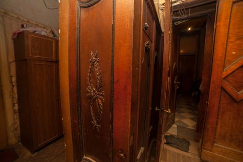 Мы предлагаем вам ознакомиться с интерьерами коммунальной квартиры в знаменитом доме эмира бухарского на каменноостровском проспекте. 01