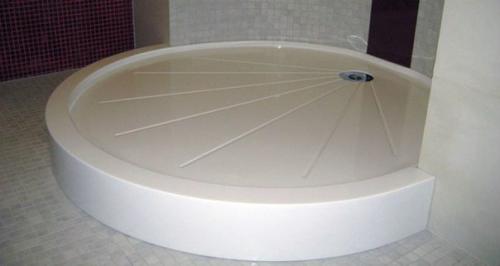 Душевые поддоны. Поддон для душа служит основанием душевой кабины и изготавливается из различных материалов. 02