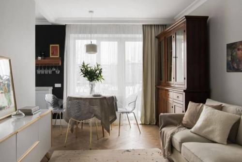 Современный уют для семьи из трёх человек. 04