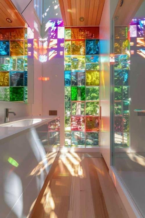 Перед вами яркий пример того, как можно Приручить солнечные лучи и заставить их работать на атмосферу.