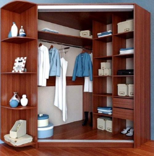 Сложно себе представить интерьер спальни без систем хранения. 01