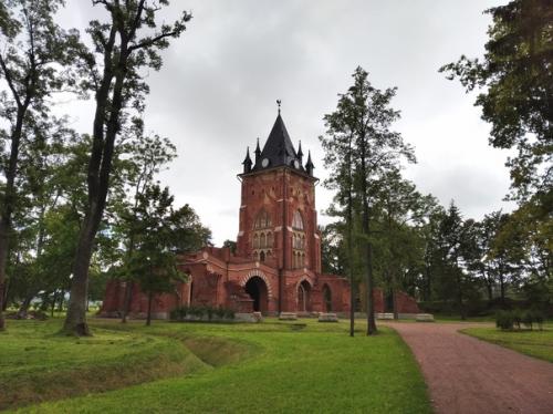 Царскосельский дворцово-парковый ансамбль - блестящий памятник мировой архитектуры и садово-паркового искусства Xviii - начала XX века. 04