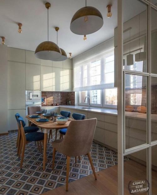 Кухня - гостиная в легком загородном стиле. 04