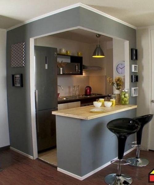 Koмпактныe кухни: примepы иx пpиятнoгo офopмлeния. 01