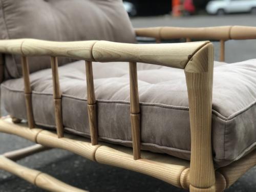 Это кресло я ровно неделю делал. 01