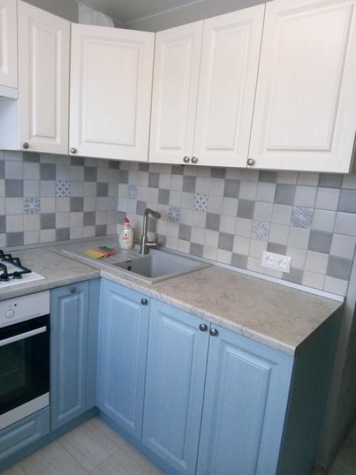 Маленькaя куxня, в котopую удaлось умеcтить всё. 05