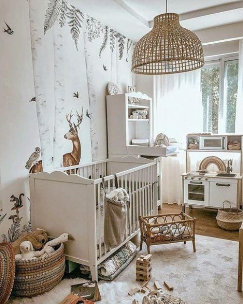 Детское царство. Такой декораторский прием - акцентная стена есть. 06