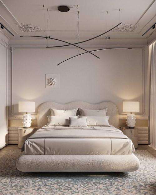 Современная классика в светлом интерьере спальни. 06