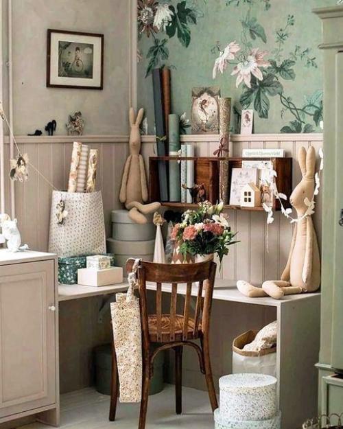 Детское царство. Такой декораторский прием - акцентная стена есть. 03