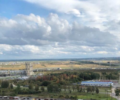 Не много не мало, а почти две недели как дочь переехала в свой дом (больше никакого съемного жилья и чужих хозяев). 01