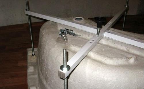 Душевые поддоны. Поддон для душа служит основанием душевой кабины и изготавливается из различных материалов. 06