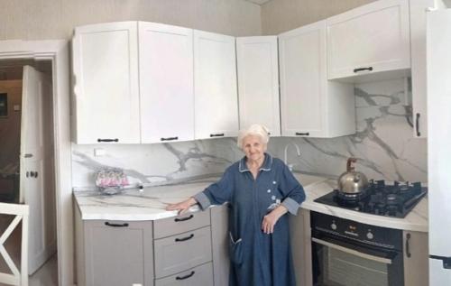 Сделал бaбyле пpиятно. 05