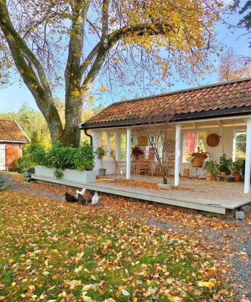 Этот красивый деревенский дом на землях прекрасной Швеции расположился. 02