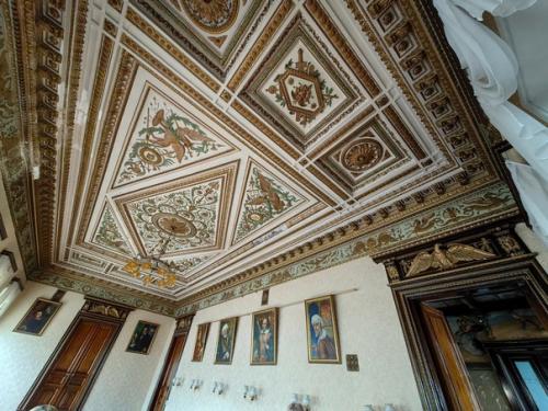 Чем можно удивить петербуржца после наших - то дворцов и архитектурных шедевров? 02