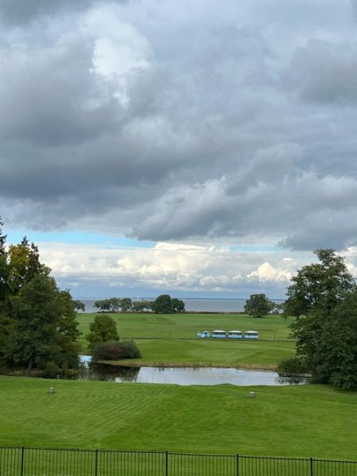 Дворец коттедж и готический замок в парке Александрия, Петергоф. 06