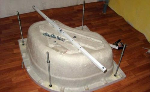 Душевые поддоны. Поддон для душа служит основанием душевой кабины и изготавливается из различных материалов. 04