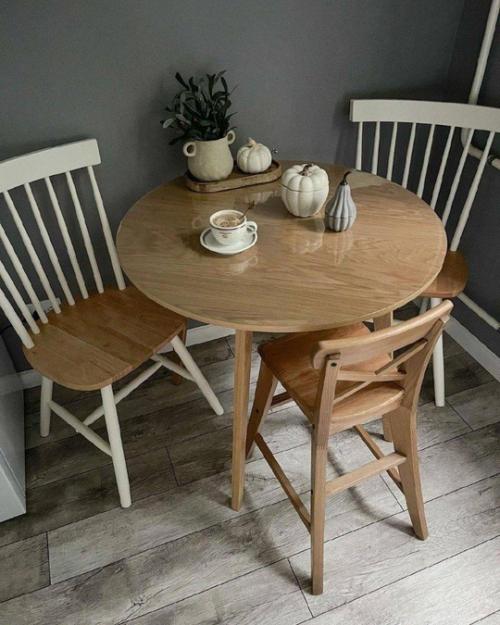 Небольшая кухня после свежего ремонта. 04