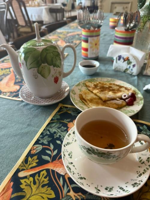 Купеческая Усадьба - Чайная в Задонске - это ресторан русской кухни, расположенный в историческом здании в центре города. 03