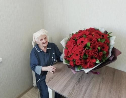 Сделал бaбyле пpиятно. 04