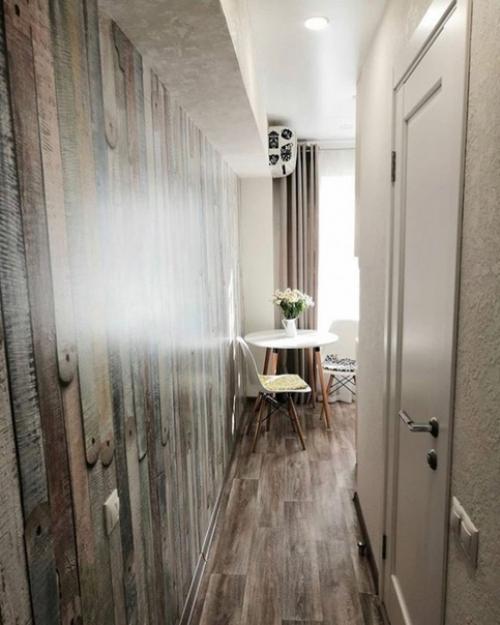 Маленькая светлая кухня 5 кв. 07