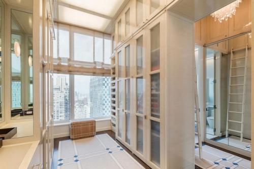 Часть 2.  Стильный пентхаус под названием The Laurel расположился в районе верхнего ист - сайда в Нью-йорке, США. 08