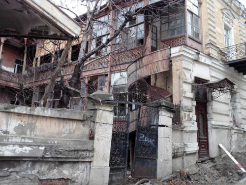 Грузия прекрасна.  Наверное, так начинаются 99% отзывов о ней, но надо же с чего-нибудь начать. 04