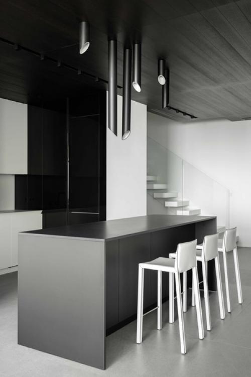 Баланс сил: двухуровневая квартира в Сочи. 01