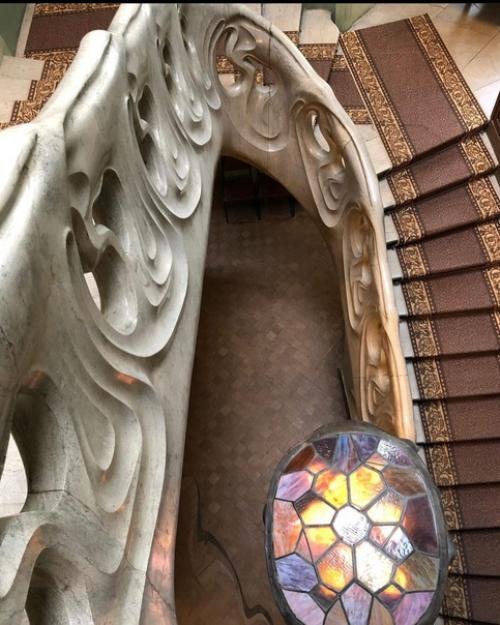 Чуковский называл этот дом Гадким, а мы им восхищаемся. 08