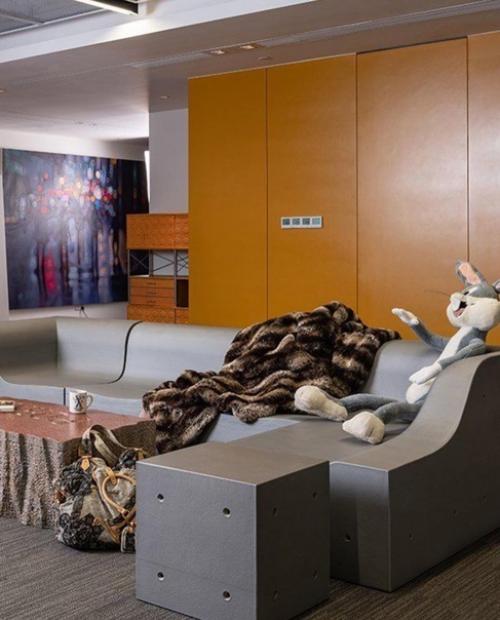 Домашние скульптуры Gufram, приносящие ощущение сюрреализма в любой дом. 08