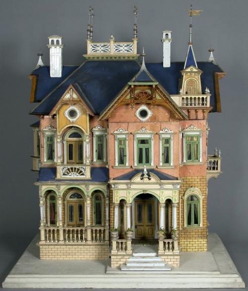 Взрослые игры: кукольный домик в интерьере. 03