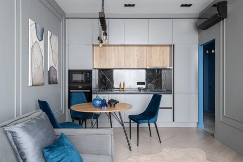 Современный интерьер квартиры почти 52 кв. 01