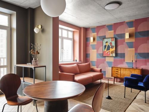 Заказчица этой квартиры работает в сфере моды и тонко чувствует цвет и стиль. 04