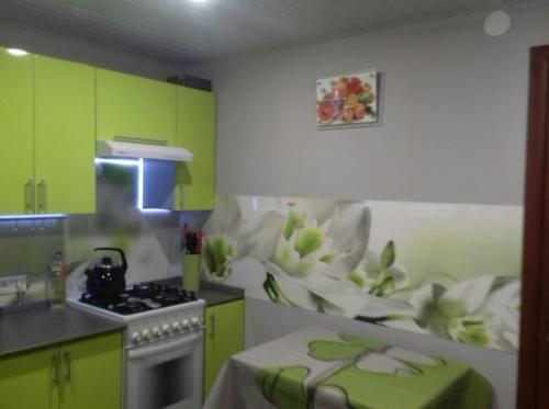 Маленькая кухня в загородном доме от нашей подписчицы. 02