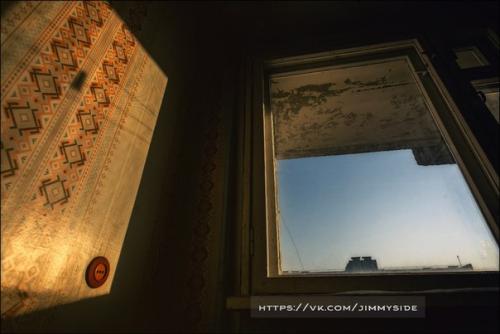 16-Ти этажки по героев Сталинграда Припяти, дома номер 9 и 12 соответственно, стоят друг напротив друга - через улицу. 07