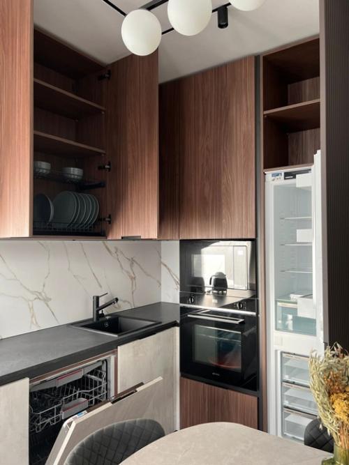 Реализация!   Мои заказчики из Москвы вчера прислали фоточки (и даже видео) готового ремонта в евродвушке 42 кв м, ЖК зиларт. 04