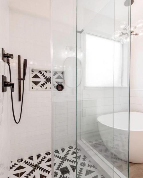 Ванная комната словно ждала этого ремонта и полного преображения своего интерьера! 07