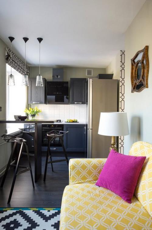 Яркая квартира с гардеробной и баром на 29 кв. 05