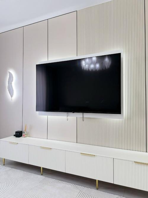 Устали от беспорядка под телевизором и проводов на виду? 07