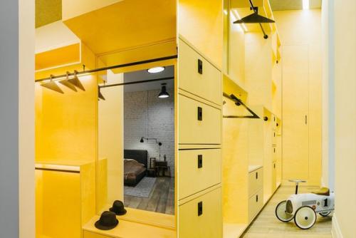 Четырёхкомнатная квартира на Остоженке с красным холодильником и медными трубами ч. 2. 04