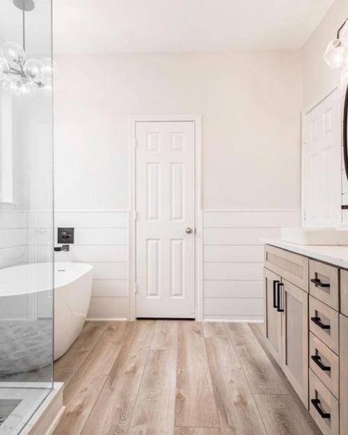 Ванная комната словно ждала этого ремонта и полного преображения своего интерьера! 09