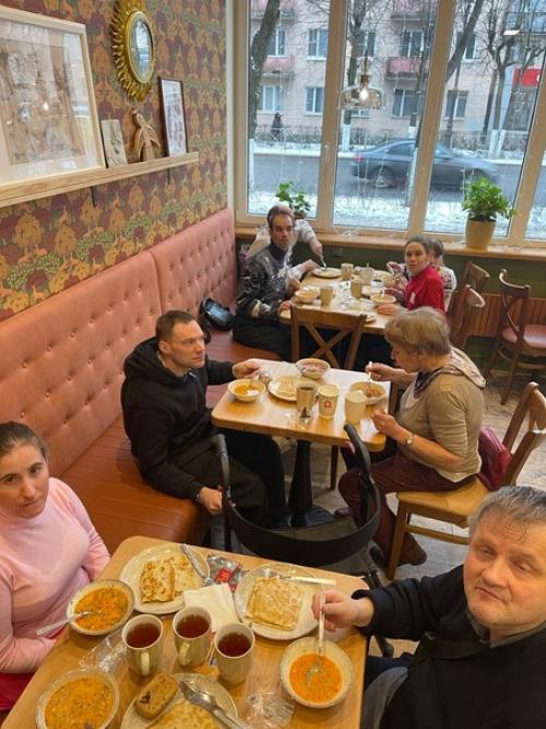 Нехорошо человеку быть одному. 03