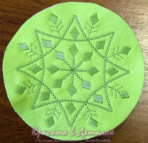 Марокканский пуф - вещь волшебная, которая вносит в самый сдержанный интерьер свежую струю. 03