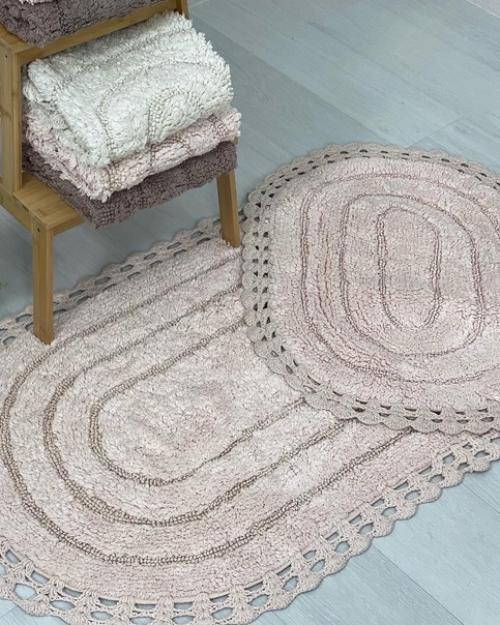 Мягкие хлопковые коврики - это незаменимый предмет интерьера для ванной, спальни, детской или гостиной. 03