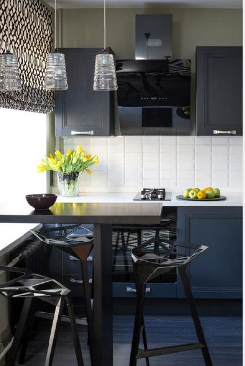 Яркая квартира с гардеробной и баром на 29 кв. 06