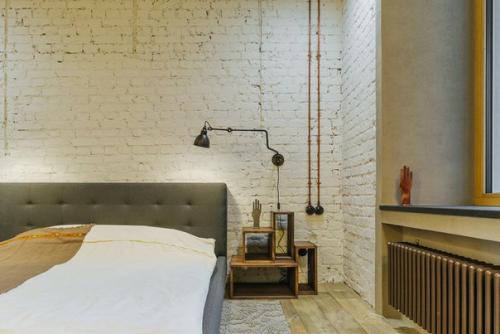 Четырёхкомнатная квартира на Остоженке с красным холодильником и медными трубами ч. 2. 02