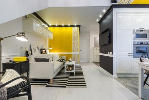 Желто - Черным по Белому. 01