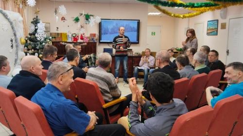 Музыкально - поэтический квартирник: место творчества и общения. 02