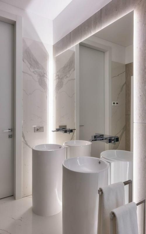 Эту квартиру на набережной Казанки дизайнер Тамара Стругова оформила для своего сына. 06